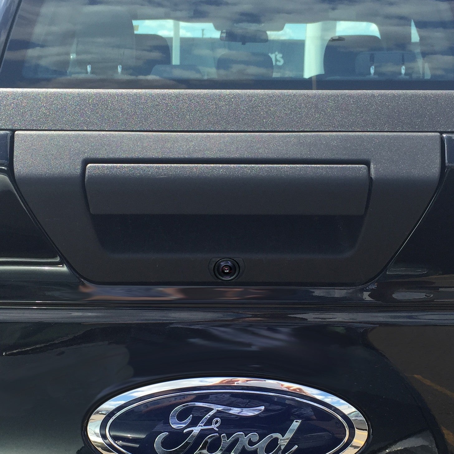 OEM Handle with Camera Kit fits 2015 Ford® F-150 w/ 8" Factory Display